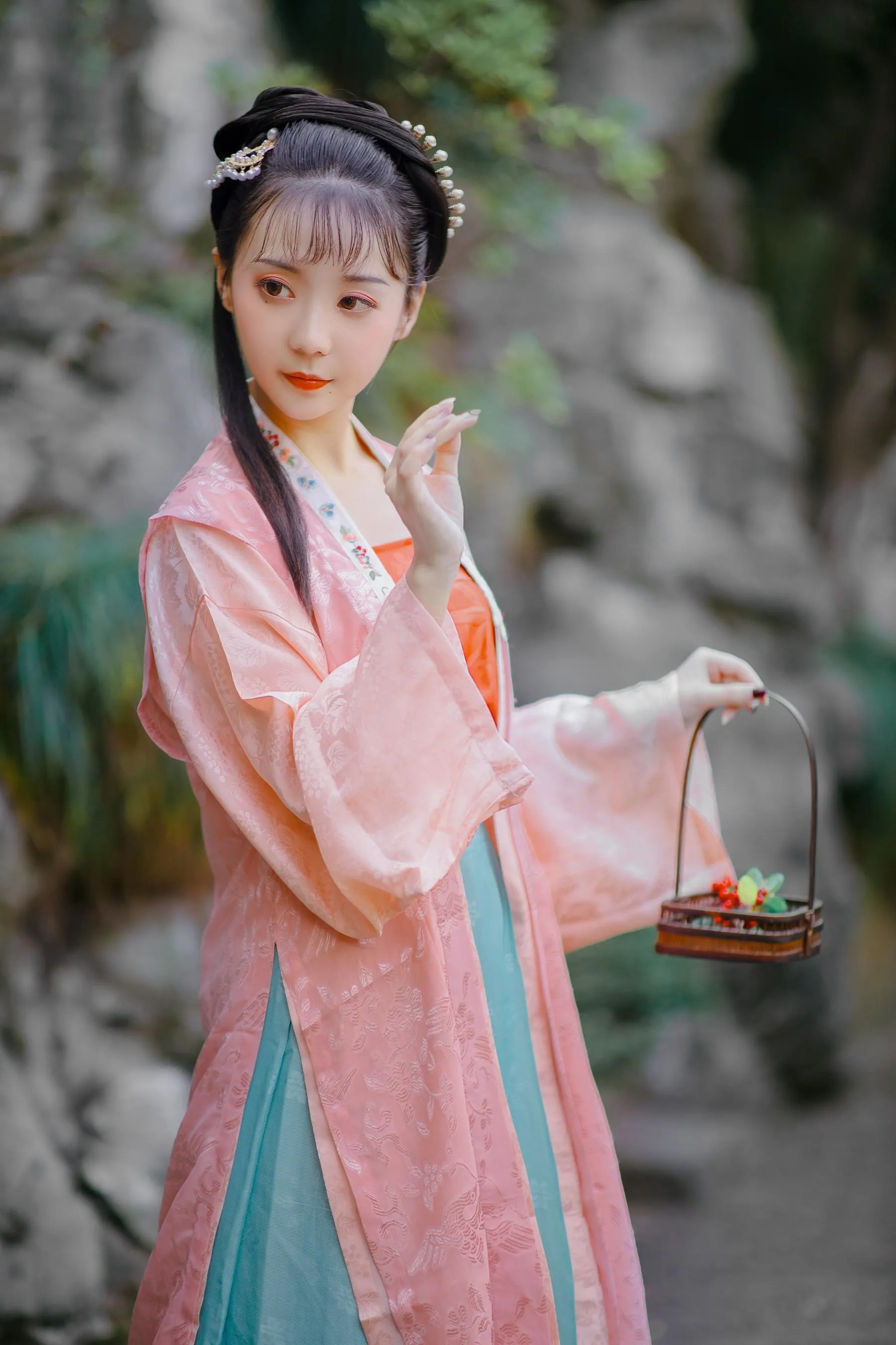 [YITUYU艺图语]2022.02.21 锁清秋 简森_Red [25P]插图6